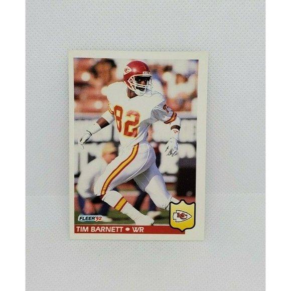 4 Vintage Fleer 92 Kansas City USA Printed Collectible Trading Football Cards - Picture 9 of 12